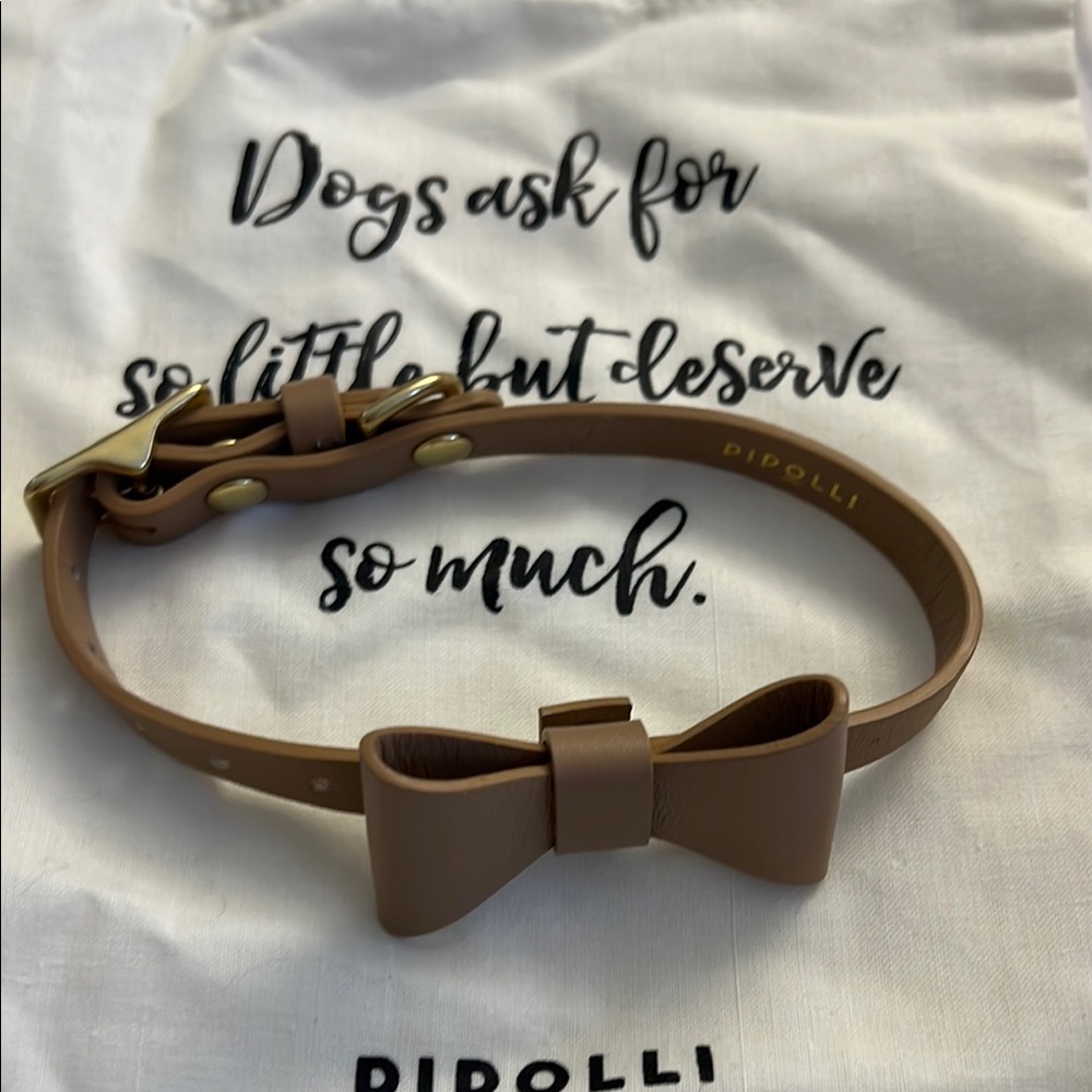 Pipolli Tan Leather Dog Collar with Bow